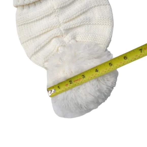 C.C. white scrunchie Pom Pom knit winter hat beanie toboggan - Picture 3 of 6